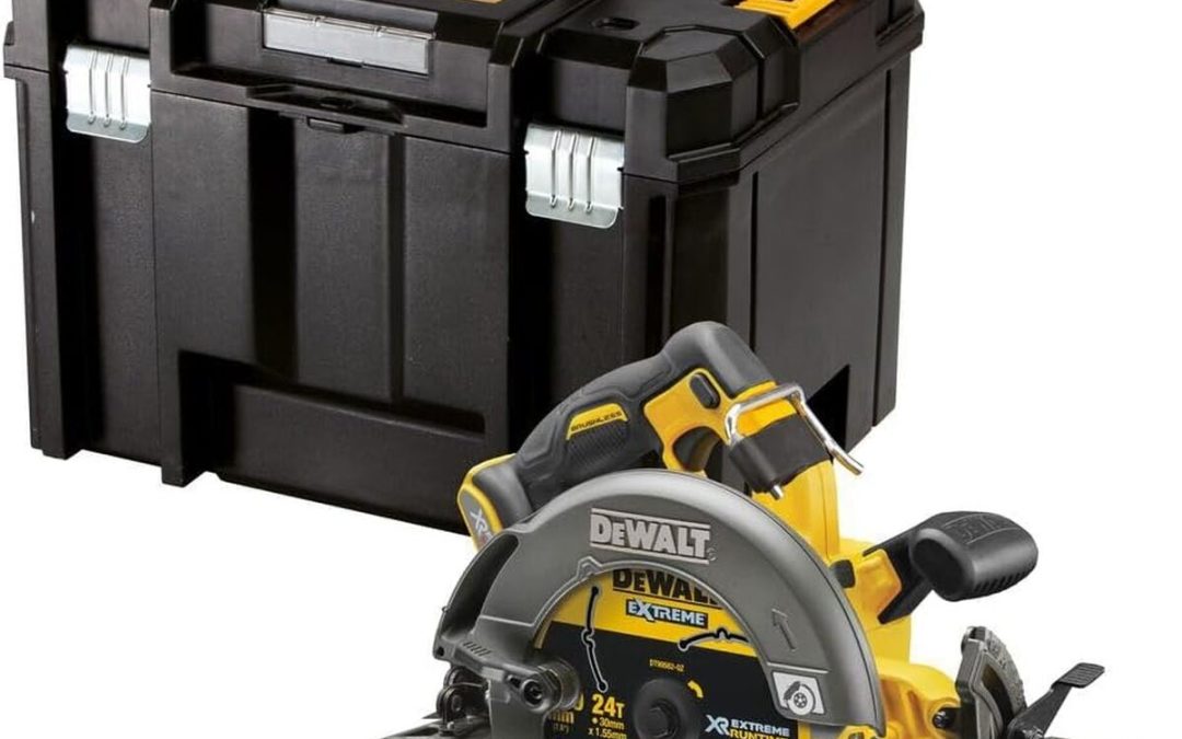 Test : scie circulaire DeWalt DCS579NT 54 V XR Flexvolt