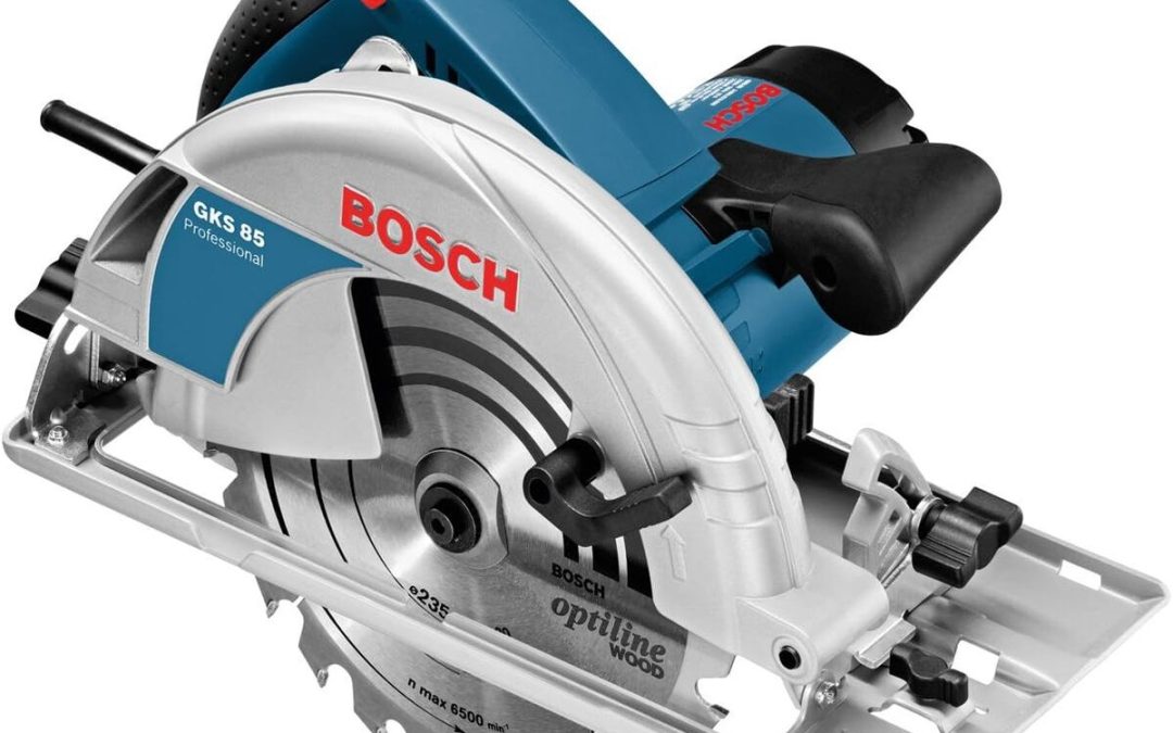Test scie circulaire Bosch GKS 85 : puissance 2200 W
