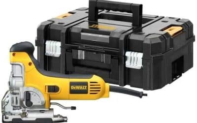 Test scie sauteuse DeWalt DW333KT-QS : puissance 701W et précision