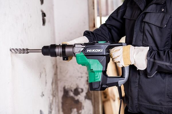 HiKOKI Marteau de forage et de burinage SDS-Max - 1100W, 7,1J d'énergie de frappe, 40mm de diamètre de forage, 2800/min de vitesse de frappe - Faibles vibrations, poignée ergonomique - Coffret inclus