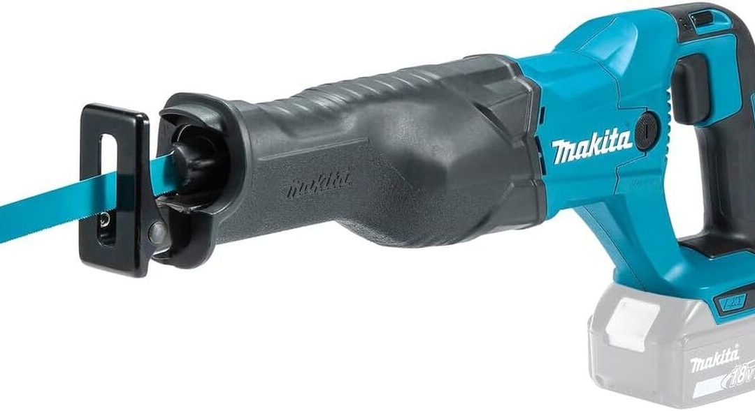 Test de la scie sabre sans fil 18V LXT Makita DJR186ZK
