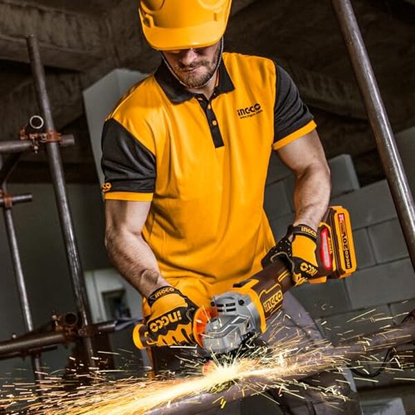 Découvrez notre test approfondi de la meuleuse d'angle sans fil INGCO CAGLI2212533E 20V : performances, autonomie et avantages de cet outil indispensable pour vos travaux de bricolage.