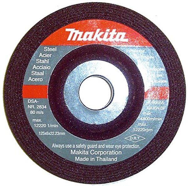 Test complet de la meuleuse Makita DGA506RTJ 18V LXT : performance, autonomie et avis des professionnels pour vous guider dans votre choix d'outillage électroportatif