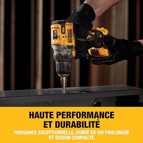 Découvrez notre test détaillé de la perceuse-visseuse brushless XR 12V Dewalt DCD701D2-QW, une machine ultra-compacte qui allie puissance et praticité pour tous vos projets de bricolage
