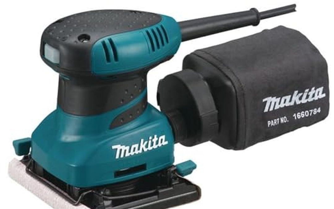 Test de la ponceuse vibrante Makita BO 4556
